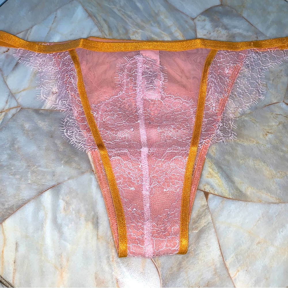 LUXE LINGERIE Eyelash Lace Itsy Panty Thong Cheeky